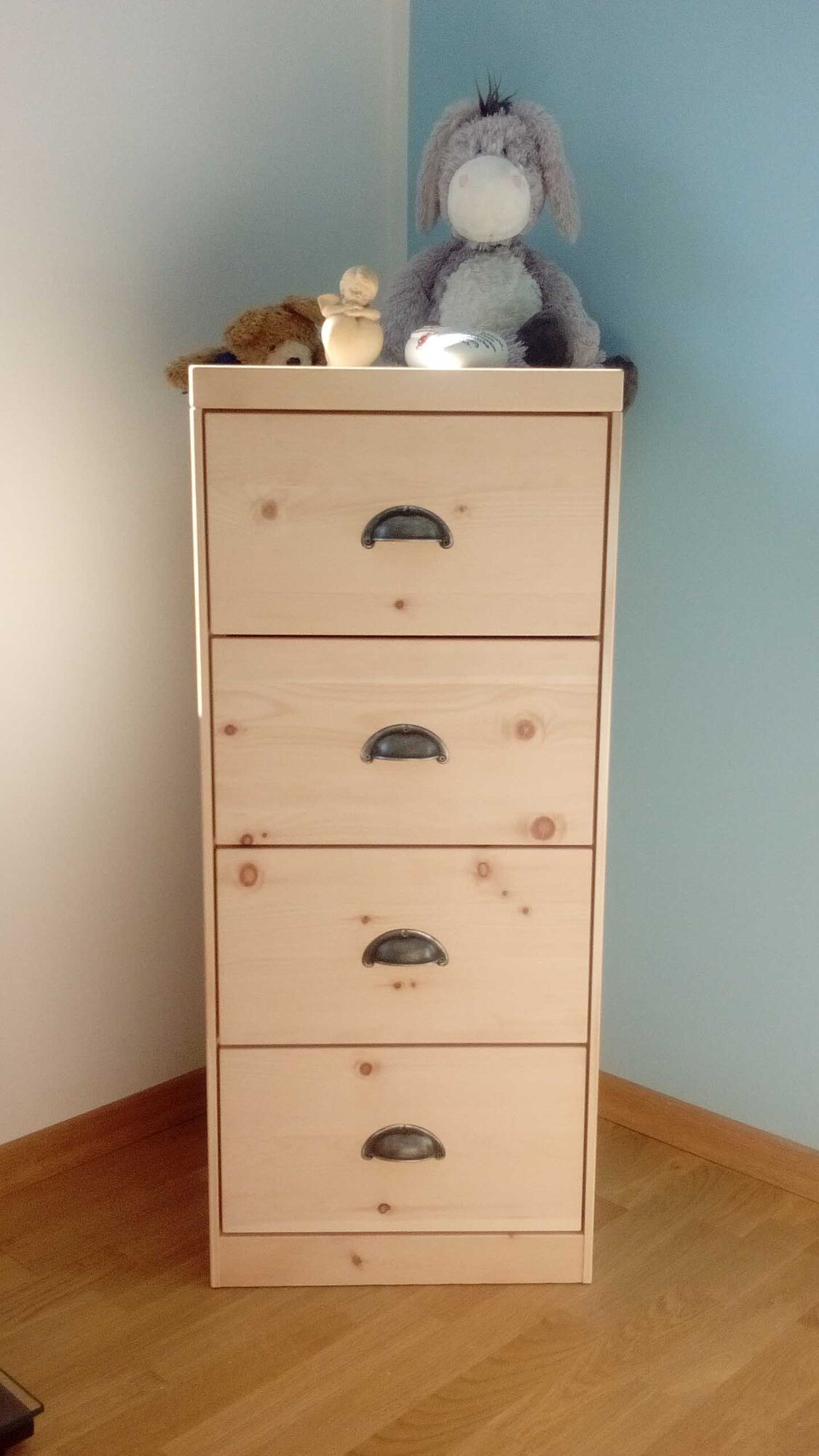 Zirbenkommode |  Zirbenschrank | Zirbenholznachttisch mit Schubladen für Gilching