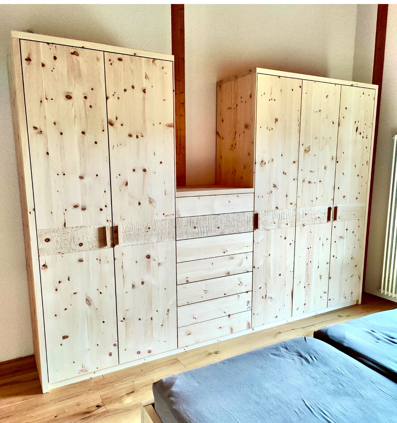 Zirbenschrank | Massivholzschrank in Zirbe nach Maß | individuell für Kunden in Landsberg by Wohnwerkhaus Sulzemoos Schreinerei Schuster